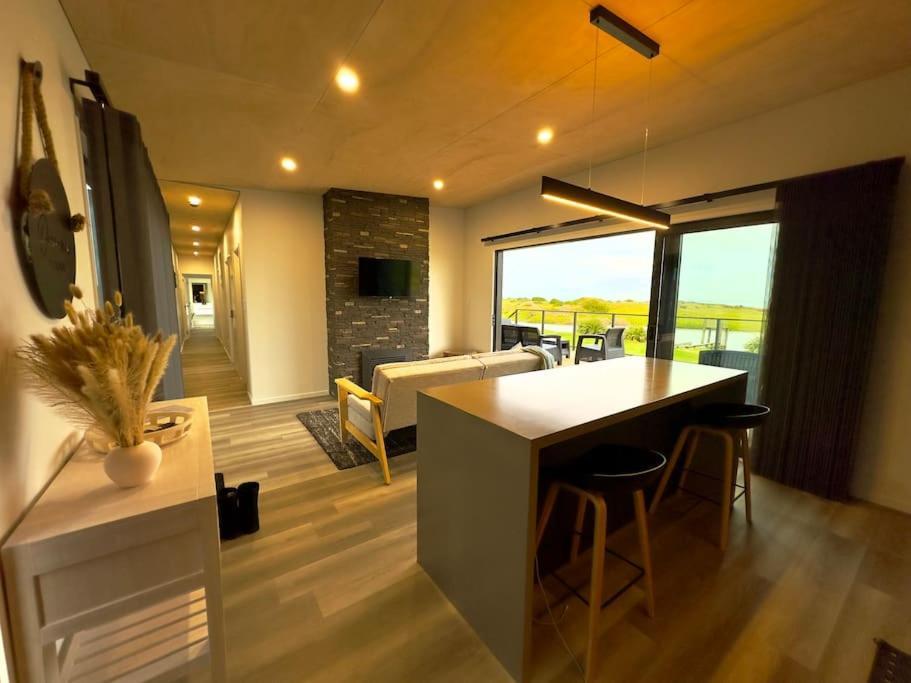Luxury Absolute Ocean View Lodge Waverley Town District Dış mekan fotoğraf